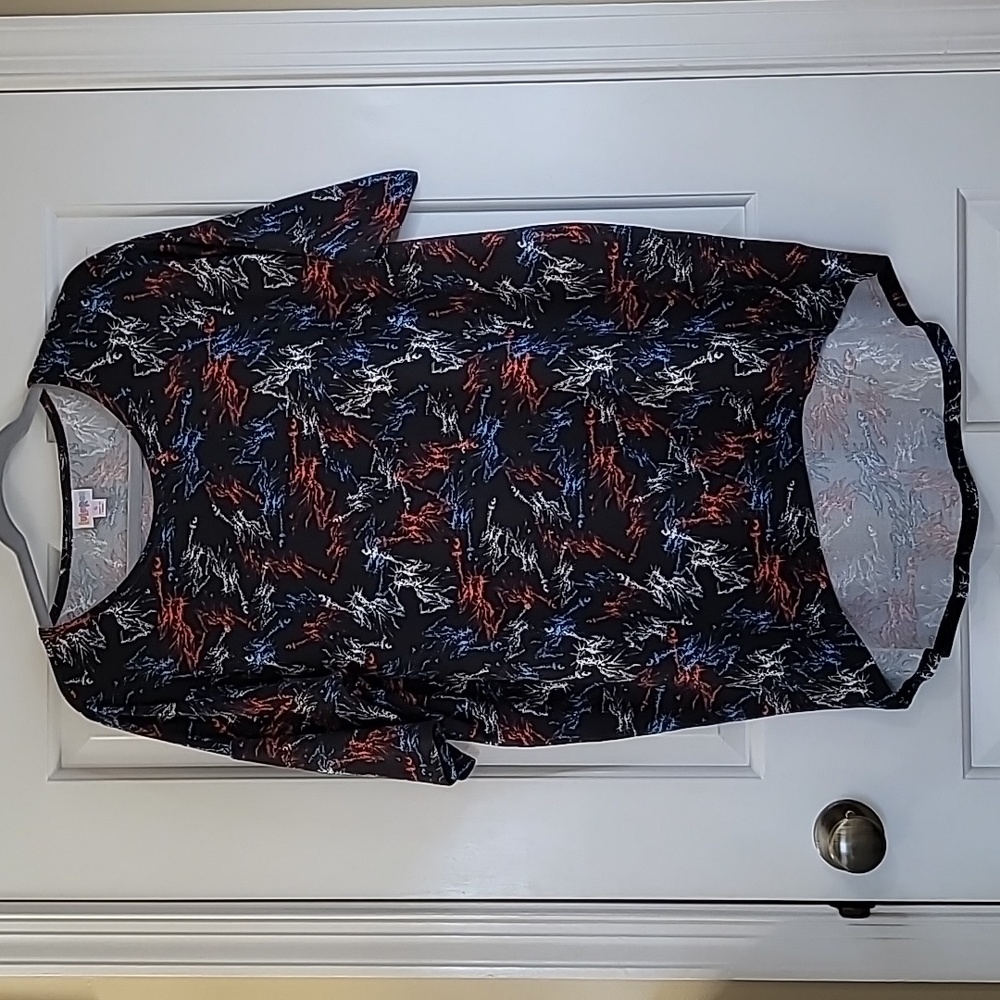 LuLaRoe Irma tunic Statue of Liberty print